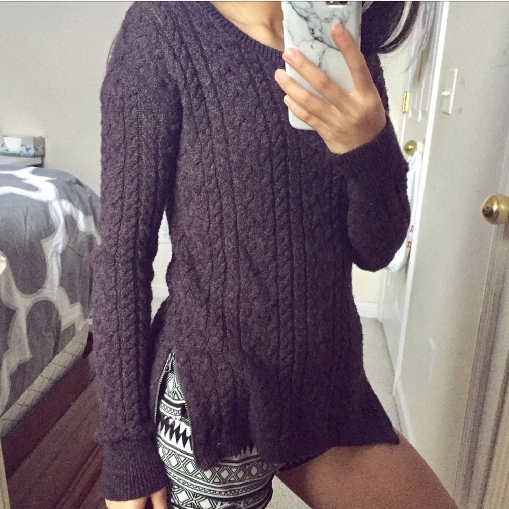 American Eagle Zipper Sweater